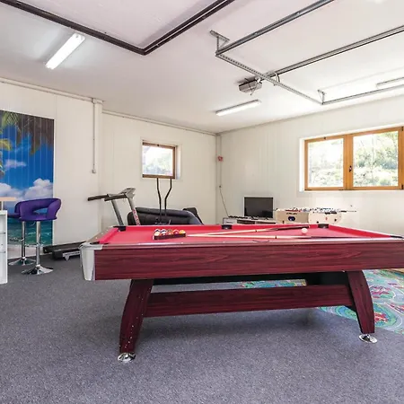 Four-bedroom In 度假居