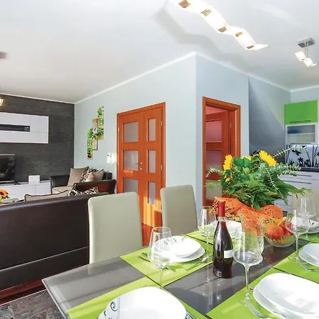 Four-bedroom In 度假居 马图利